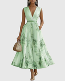 Stella - Elegant Pleated Maxi Dress